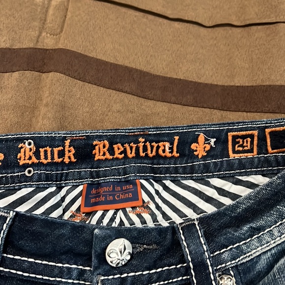 Beautiful rock revival shorts worn a couple times - Picture 3 of 7